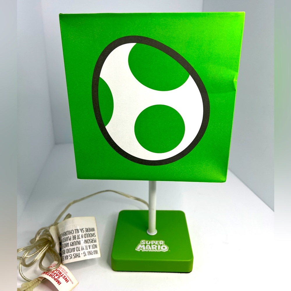 Nintendo Super Mario Yoshi Egg Table Lamp